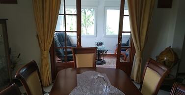 Chalet Villa con Piscina