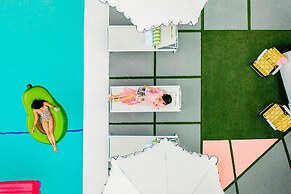 3 Private Rooms At The Wesley Hotel Perfect for Group Stays