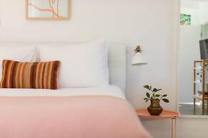 3 Private Rooms At The Wesley Hotel Perfect for Group Stays