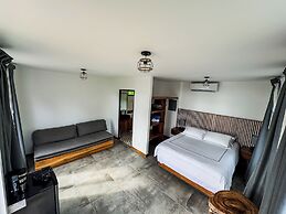 The Bohemian  Lagarto