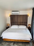 The Bohemian  Lagarto