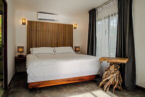 The Bohemian  Lagarto