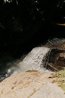 Refugio Marincek - Gonçalves - MG