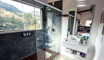 Refugio Marincek - Gonçalves - MG