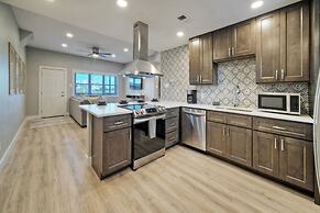 3 Condos in Beachfront Complex w Pool Sleeps 22 Island Retreat 3-unit 