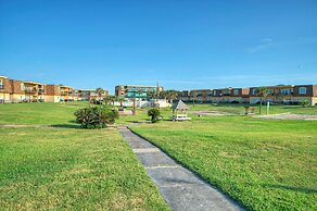 3 Condos in Beachfront Complex w Pool Sleeps 22 Island Retreat 3-unit 