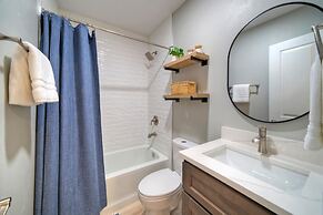 3 Condos in Beachfront Complex w Pool Sleeps 22 Island Retreat 3-unit 