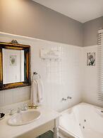 Hotel La Belle Provence