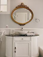 Hotel La Belle Provence