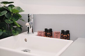 Vatican - Jubilee, Domus St Peter Wi-fi A-C