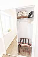 Farmington Gem 6BR Private Fenced Yard Sleeps 15