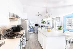 Farmington Gem 6BR Private Fenced Yard Sleeps 15