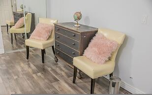 Farmington Gem 6BR Private Fenced Yard Sleeps 15