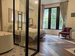 TysonB&B