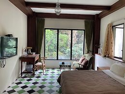 TysonB&B