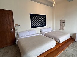 TysonB&B