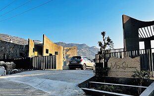 Moshams - A Home with Nature & Elegance
