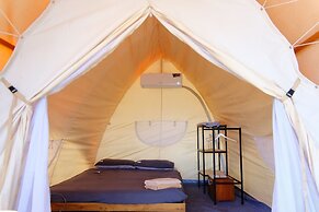 Hang Sói Glamping