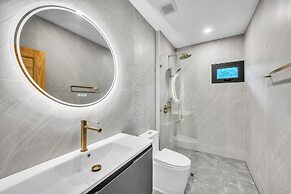 Royal Estate 24hr security2pools V171