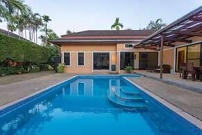 Tim buktu 4BR Jacuzzi WalkVillaMarket170