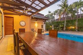 Tim buktu 4BR Jacuzzi WalkVillaMarket170