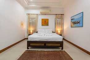 Tim buktu 4BR Jacuzzi WalkVillaMarket170