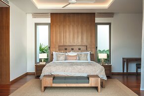 Famous Anchan Flora 4 BR V165