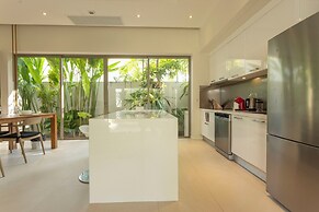 Famous 5 Trichada Resort  4-Bedroom V164