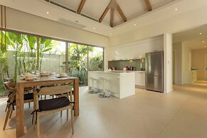 Famous 5 Trichada Resort  4-Bedroom V164