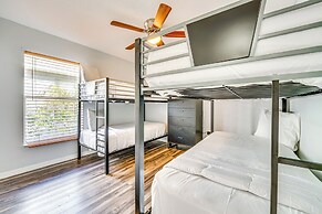 8 Mi to Disney Parks: Poolside Paradise!