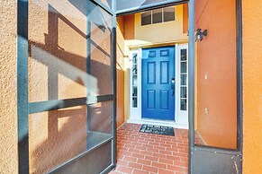 8 Mi to Disney Parks: Poolside Paradise!