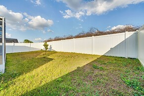 8 Mi to Disney Parks: Poolside Paradise!