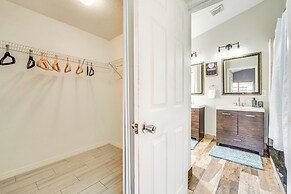 8 Mi to Disney Parks: Poolside Paradise!