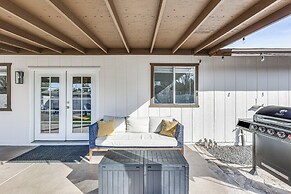 Patio Seating & Fire Pit: Family Home in Chandler!