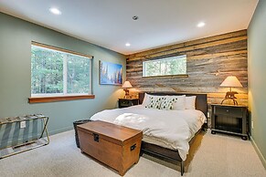 Deck, Hot Tub & Fire Pit: Mtn-view Packwood Cabin