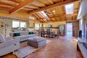 4 Mi to Lake Wohlford: Cabin in Escondido