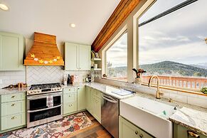 3 Mi to Casinos: Cabin w/ Stables in Black Hawk!