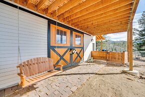 3 Mi to Casinos: Cabin w/ Stables in Black Hawk!