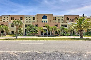 Mardi Gras Boho Chic Condo on the Gulf!