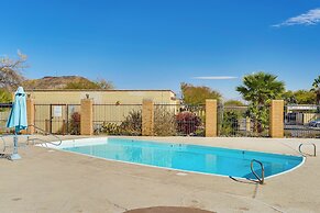 4 Mi to Downtown Tucson: Peaceful Townhome!