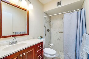 4 Mi to Downtown Tucson: Peaceful Townhome!