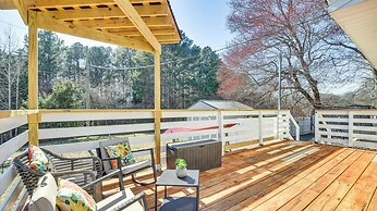 9 Mi to Downtown: Sanford Home w/ Hot Tub