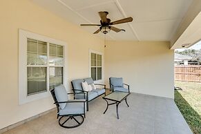 Fenced Yard: Home Near Hospitals in Edinburg!