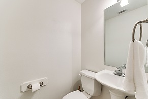 Fenced Yard: Home Near Hospitals in Edinburg!