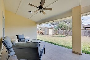 Fenced Yard: Home Near Hospitals in Edinburg!