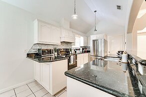 Fenced Yard: Home Near Hospitals in Edinburg!