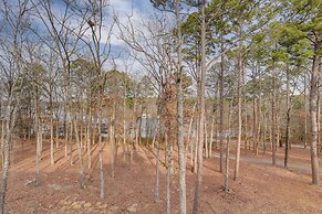 Greers Ferry Lake Access & Deck: Group Getaway!