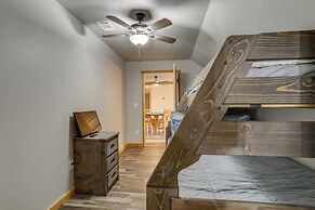Greers Ferry Lake Access & Deck: Group Getaway!