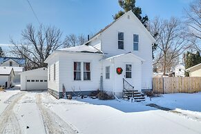 Steps to Root River: Home w/ Large Yard!