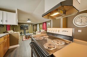 8 Mi to Dtwn Greenville: Bethel Home w/ Yard